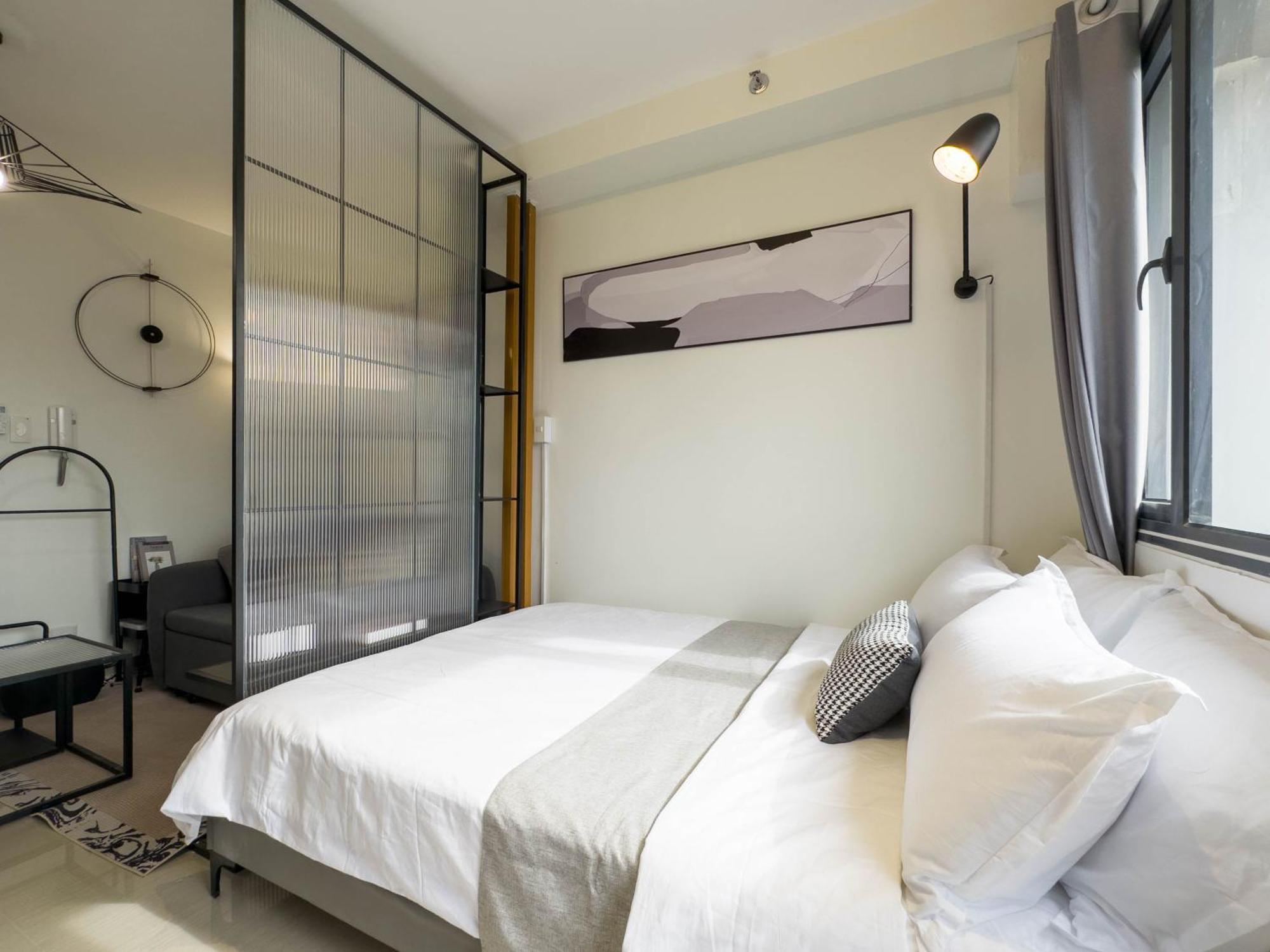 Gemstonebr In Smdc Shore 2 Residences Apartment