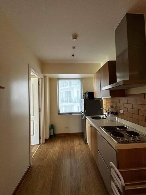 Miami 2br Pool View Apartment