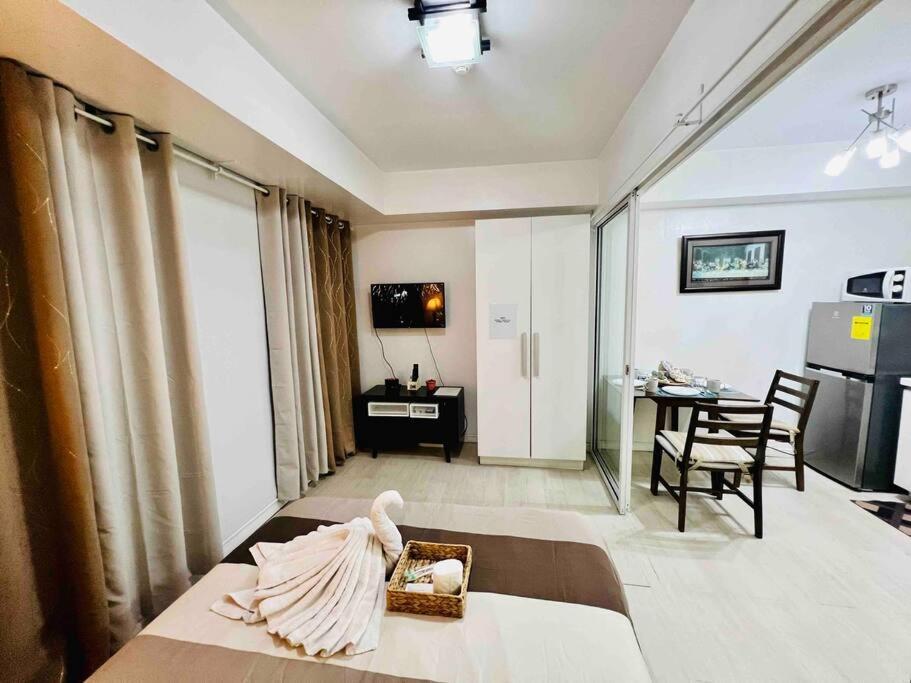 Azure Cozy Corners * Manila