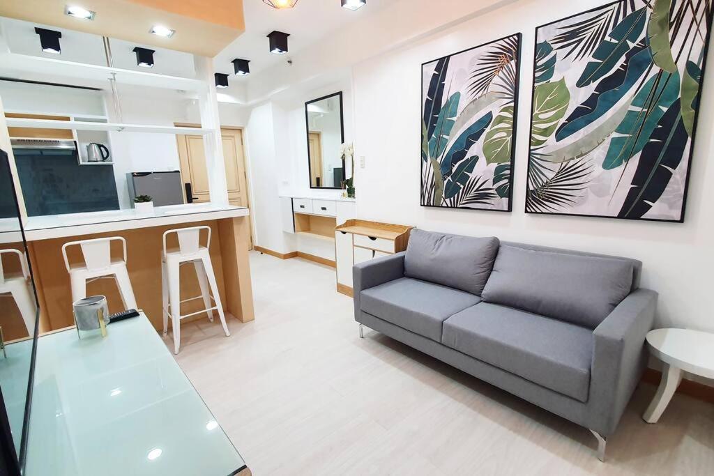 Apartment Travelers - Cozy Capsule Bunks, Makati Manila