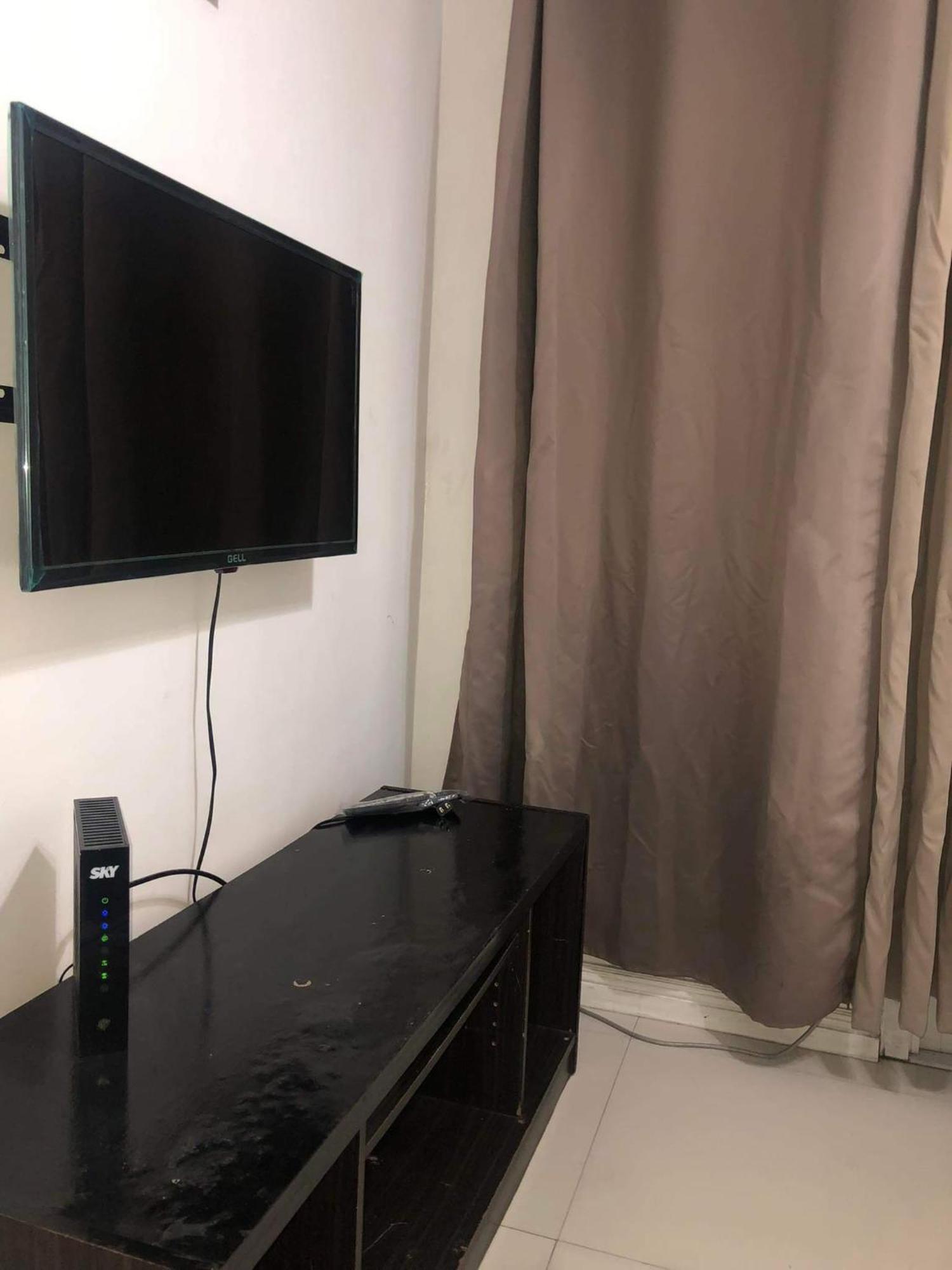 Apartment Birch Tower A1 Front Of Robinsonmla Rizal Park Manila