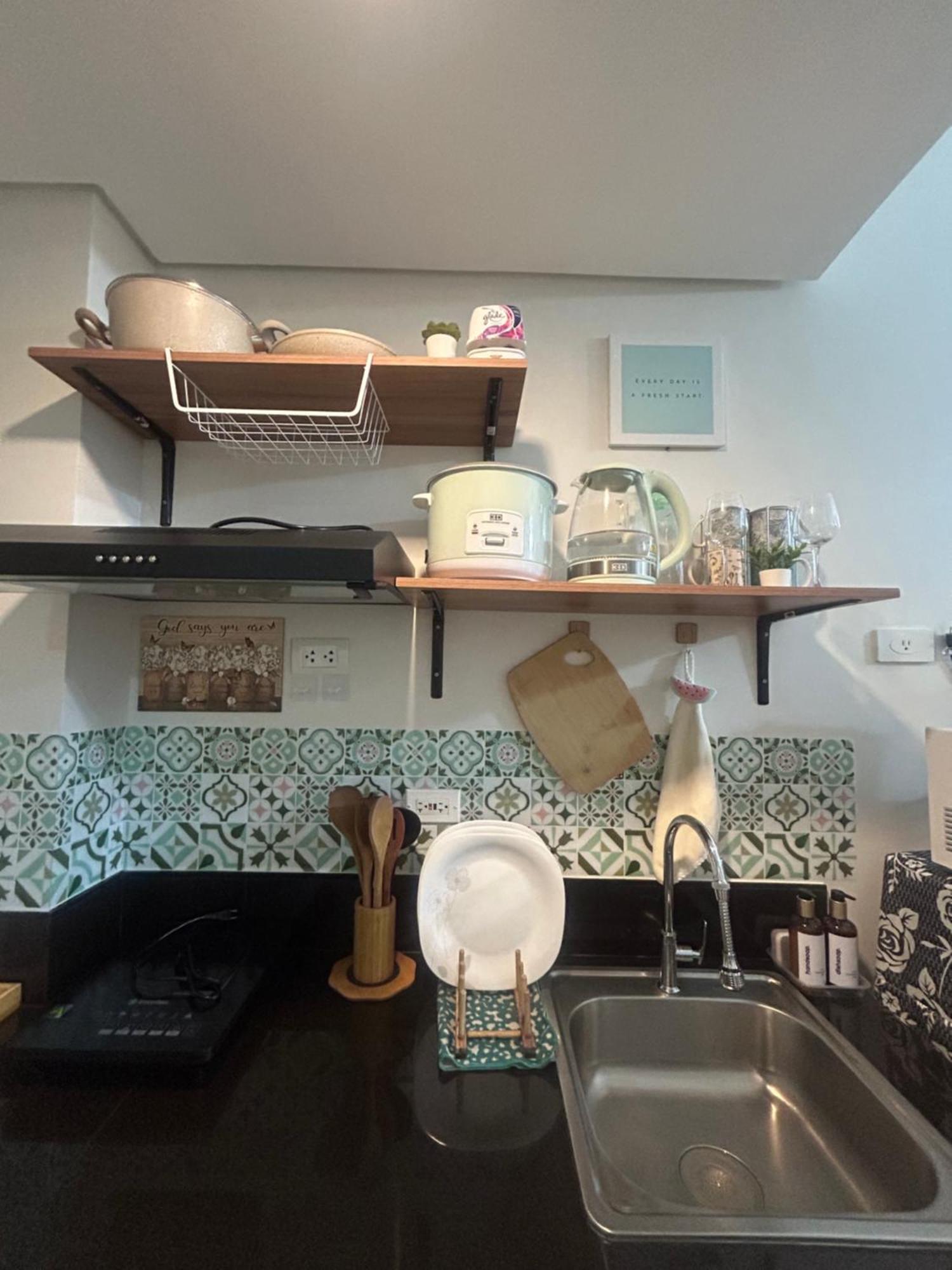 Apartment Justrelax Staycation At Vine Residences