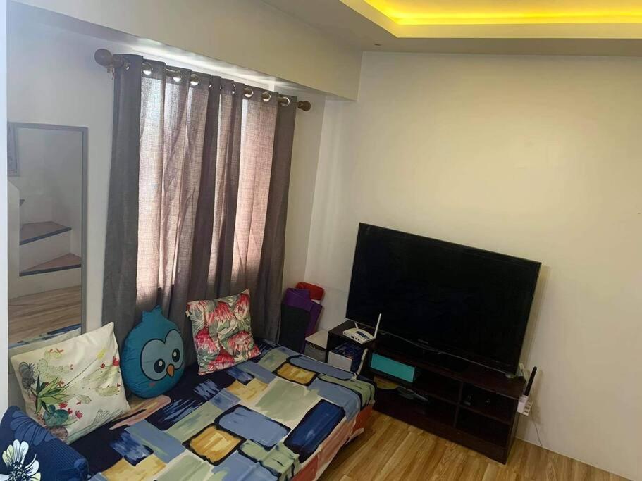 Unit Manila