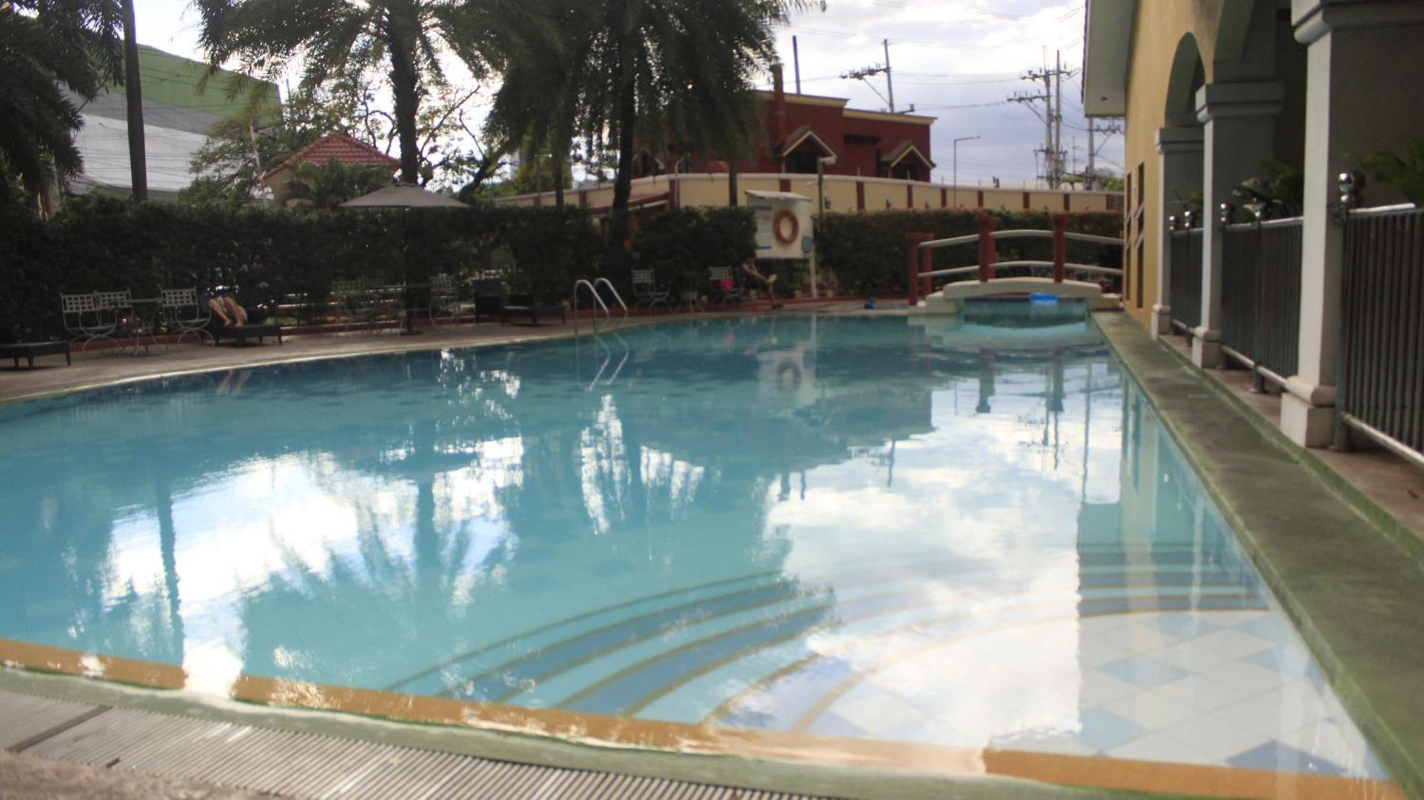 Apartment-avida Sucat Tower 9 * Manila