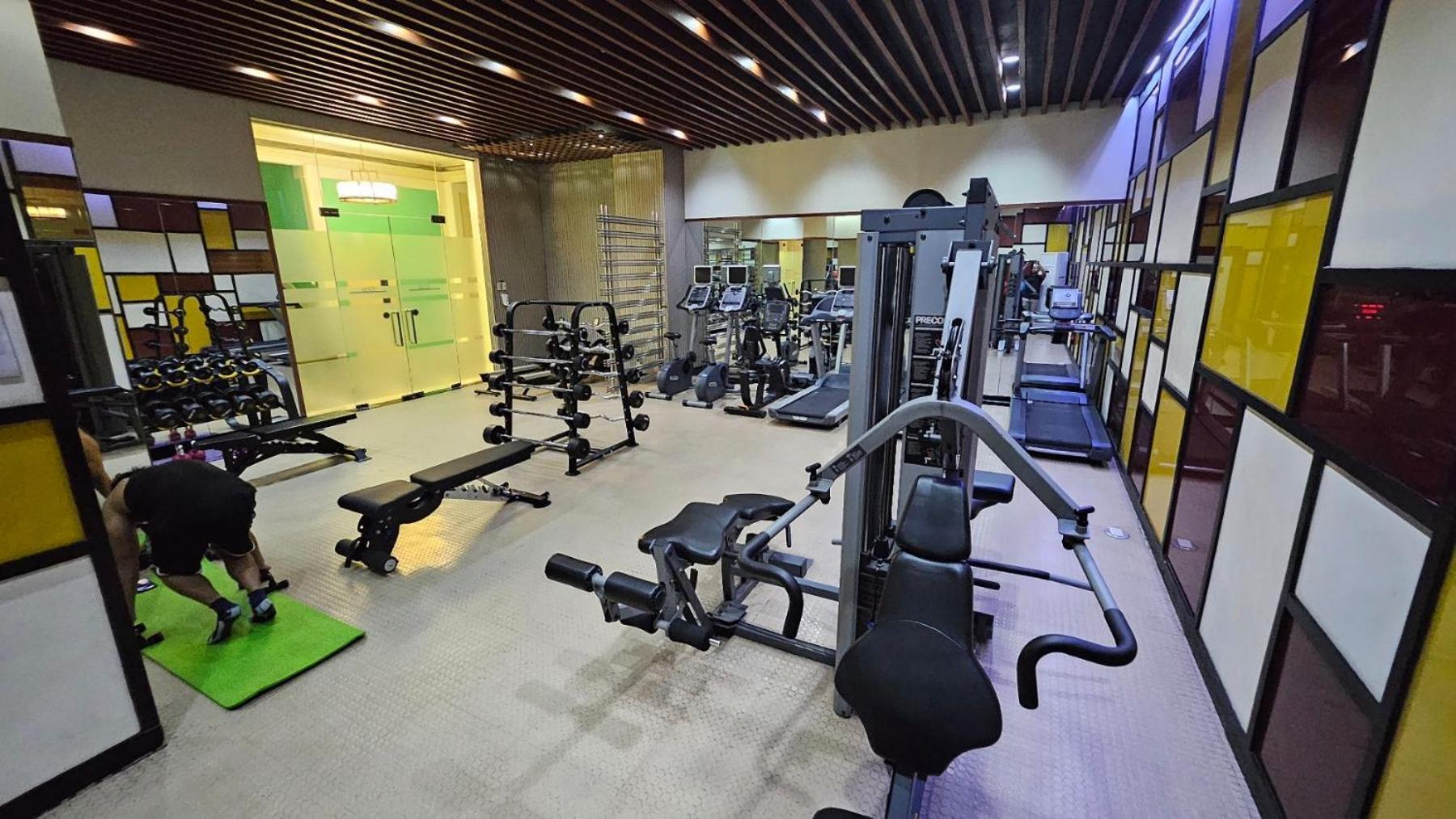 Apartment For Rent In Upper Mckinley Hill, Taguig Manila