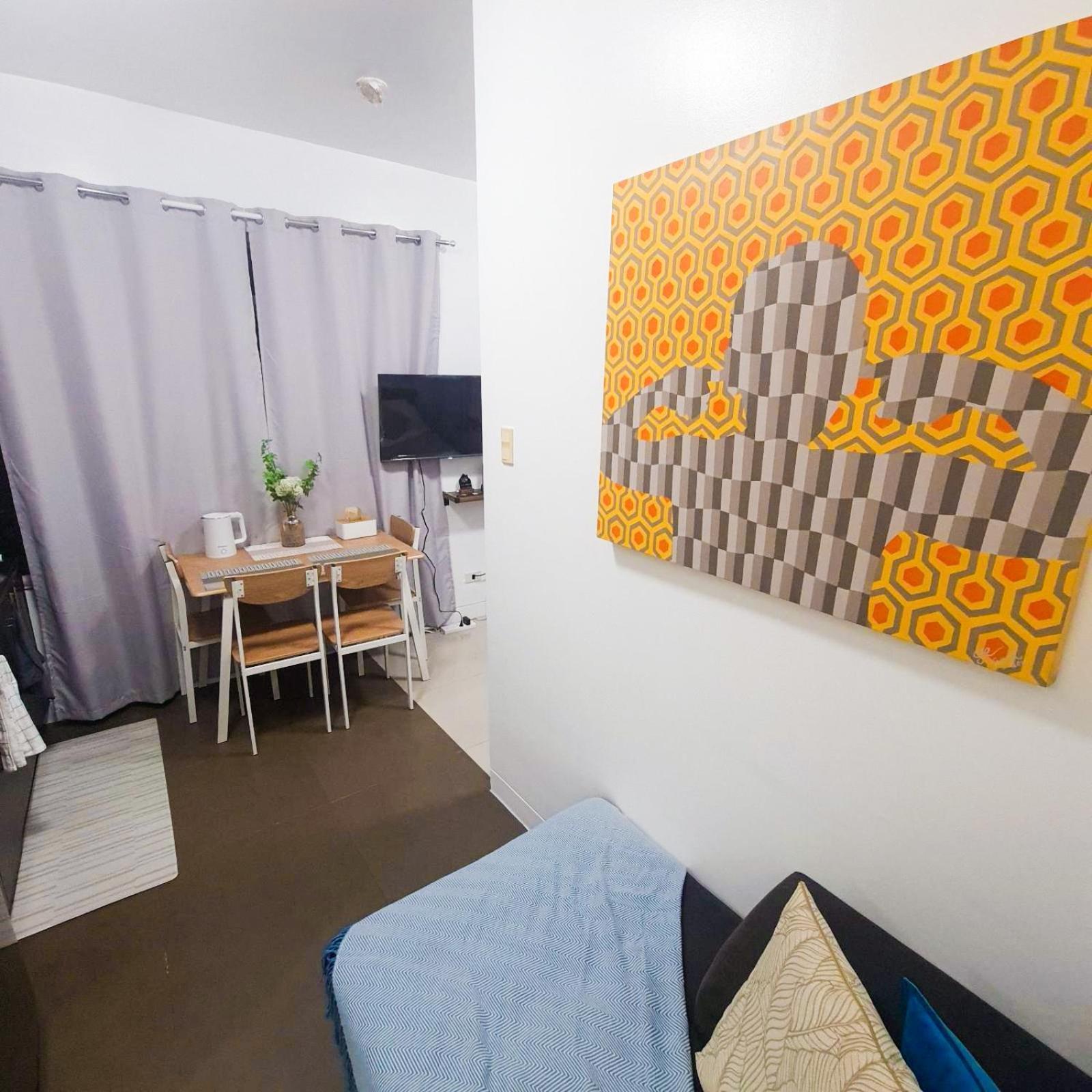 Apartment For Rent In Upper Mckinley Hill, Taguig Manila