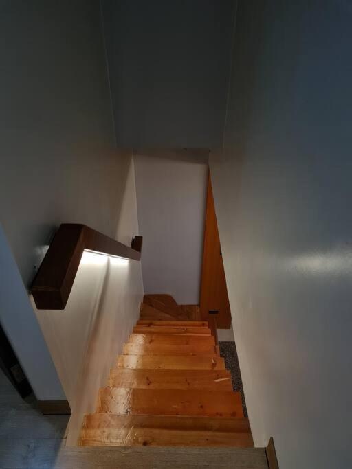 Cozy 2br In Bgc Near Golf Course - B Tb Apartment *
