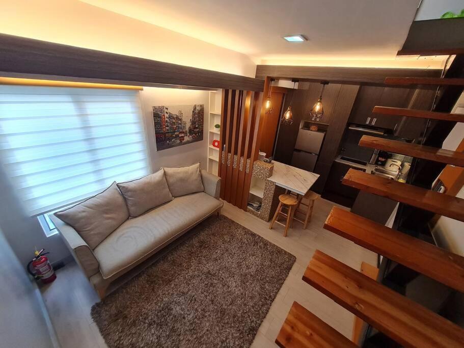Apartment Cozy 2br In Bgc Near Golf Course - B Tb