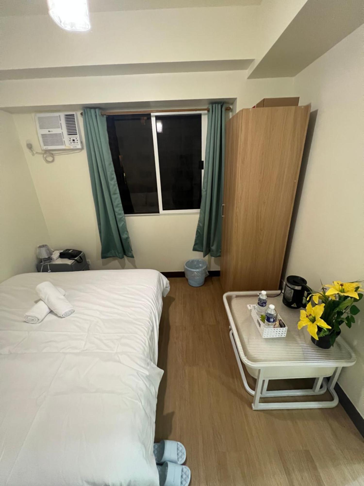 Near Bgc 1br Wi-fi Netflix Balcony Skyline * Manila