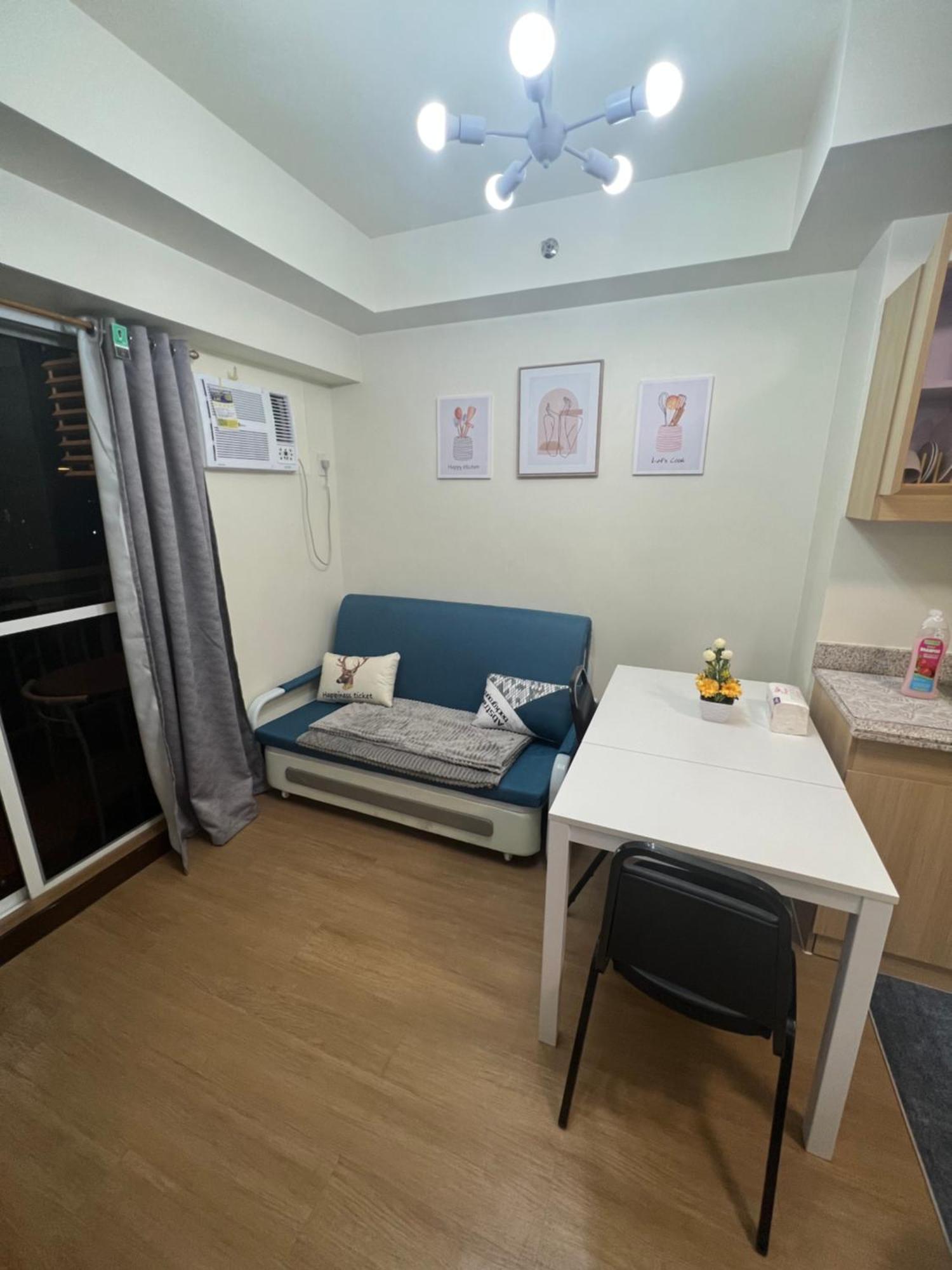 Near Bgc Makati Ortigas 1br Wi-fi Netflix Balcony Apartamento