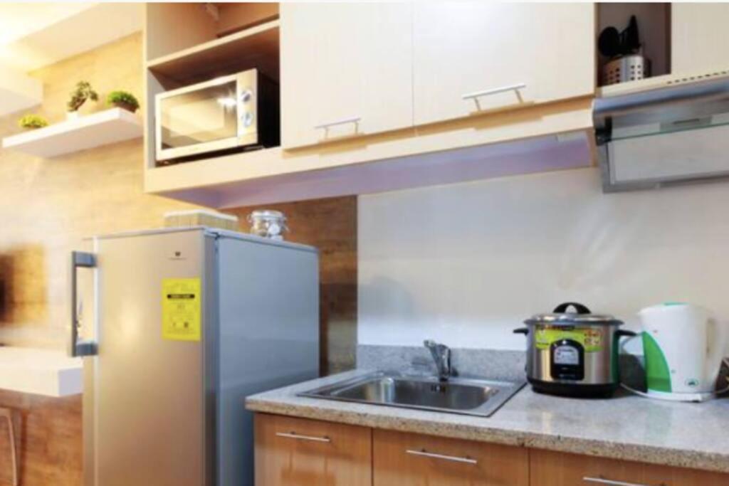 Flat Blake: Stylish W/ Balcony Apartment *