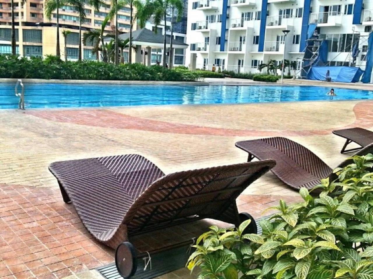 Ac Condotel @ Smdc Light Residences