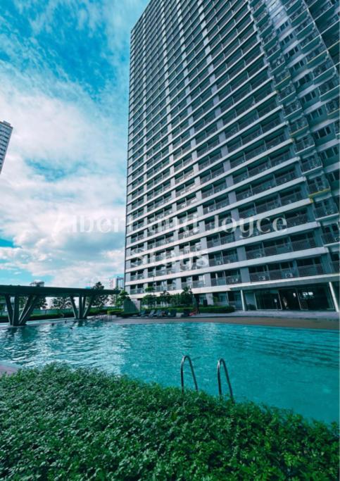 Emma Mattress 1br @ Fame Apartment Manila