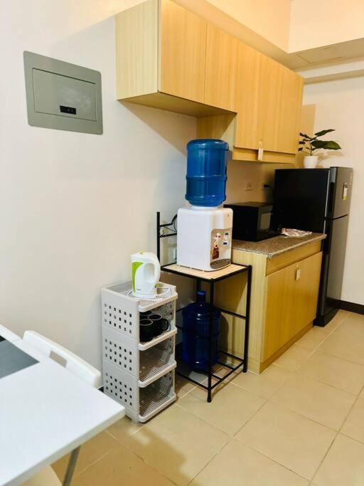 Apartment Free Parking 2b/r @infina Tower Manila