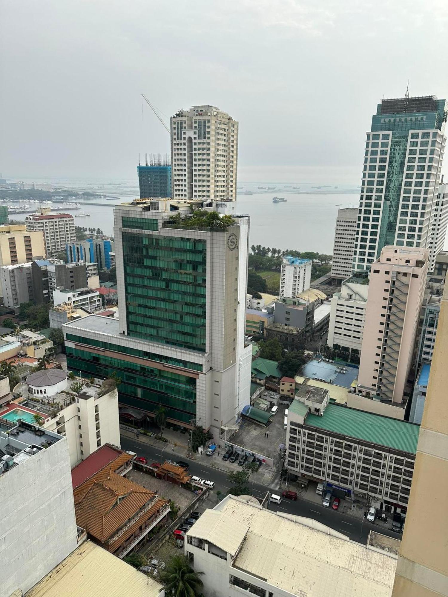 Hotel In Ermita Birch Tower Manila