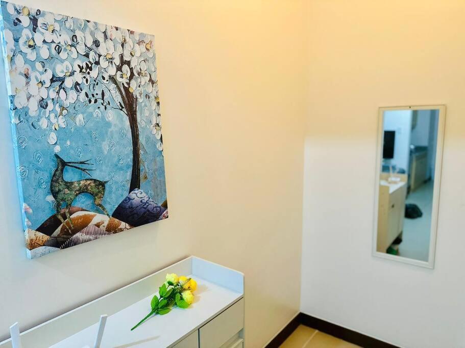 Apartment Free Parking 2b/r @infina Tower Manila