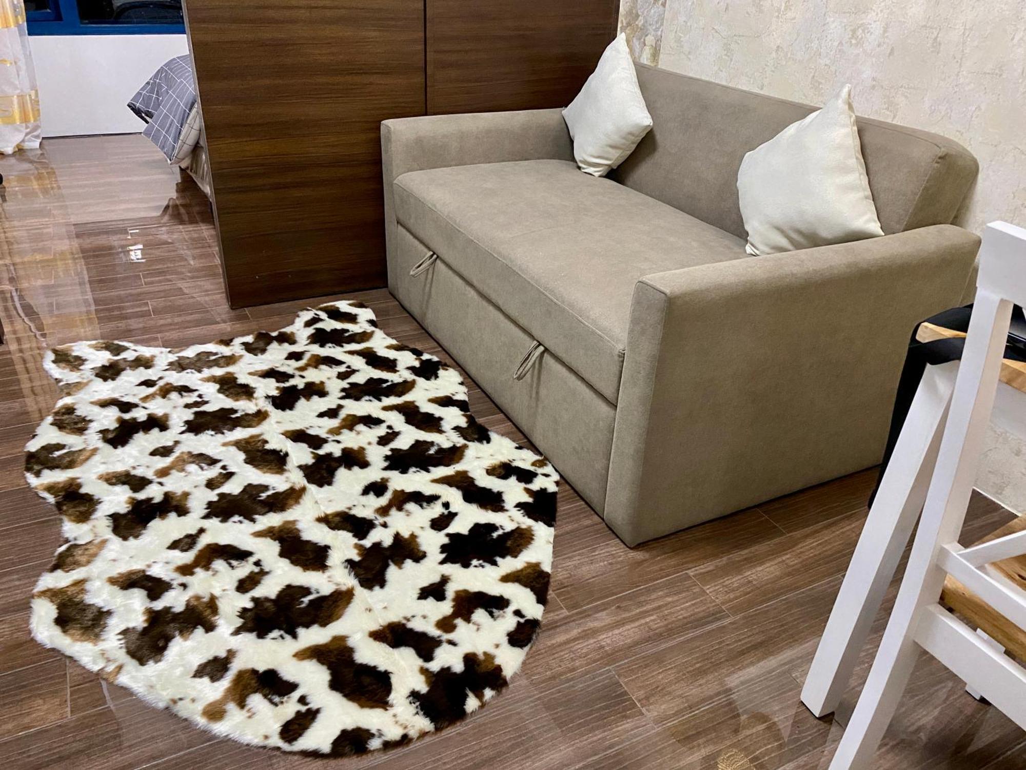 Artistry In Bloom Penthouse Retreat In Air Makati Blazing Fast 300 Mbps Air Manila
