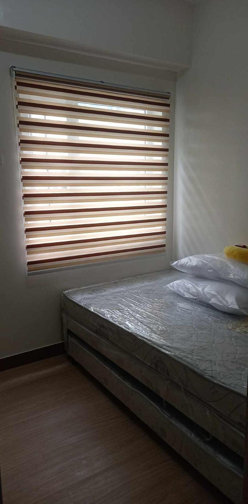 1 Bedroom Cozy Unit With Netflix & Free Wifi In Trees Residences Apartment