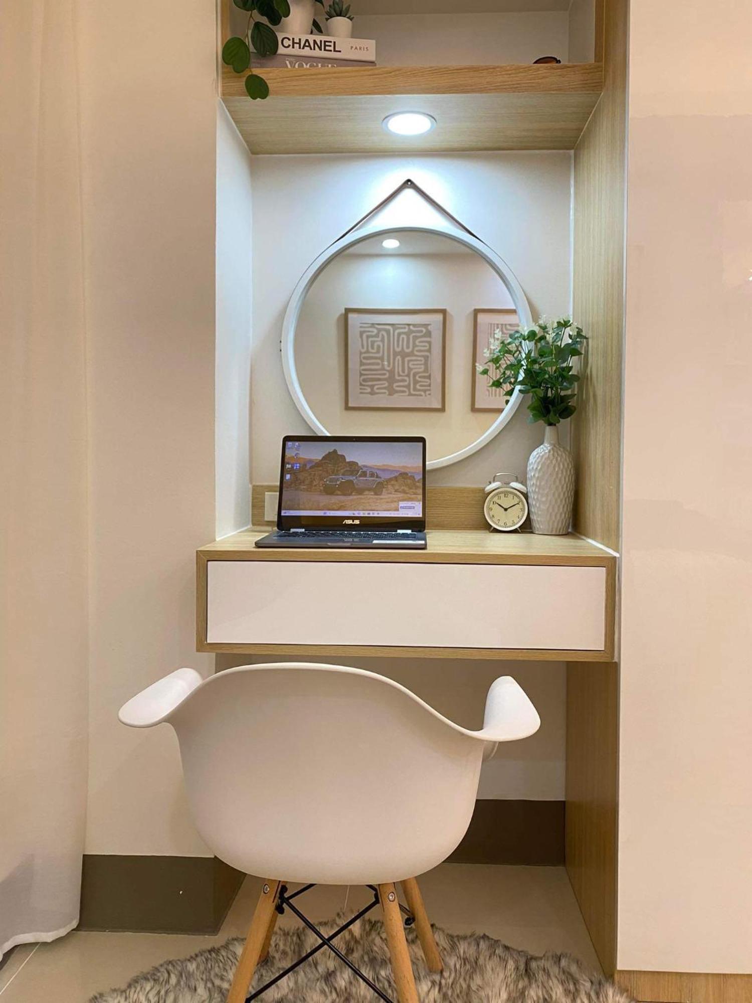 Apartment 1br W/ Balcony Near Megamall: The Admiral's Lounge *