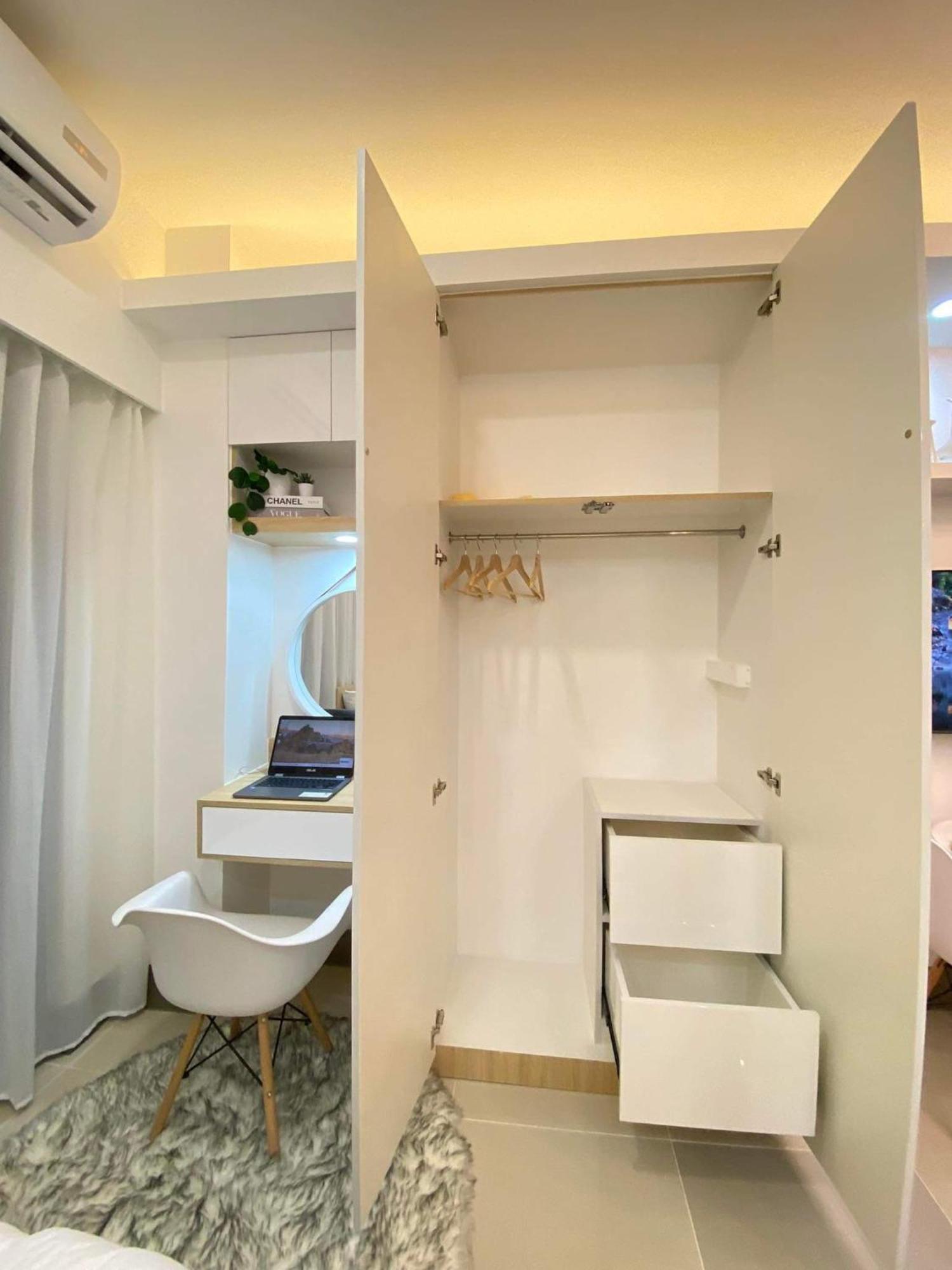 Apartment 1br W/ Balcony Near Megamall: The Admiral's Lounge *