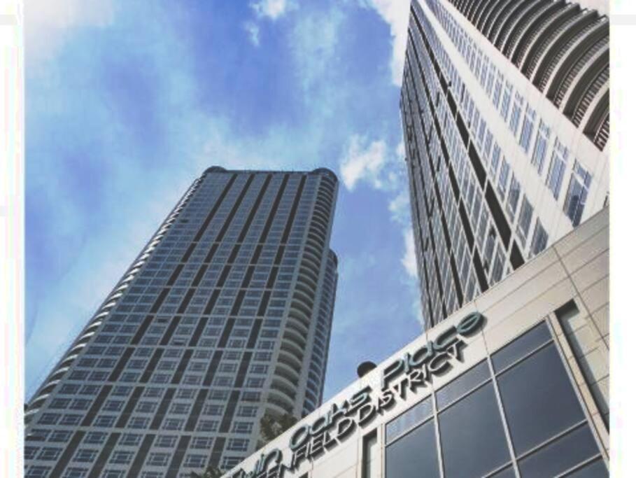 2 Bedroom Loft At Twin Oaks Place Manila