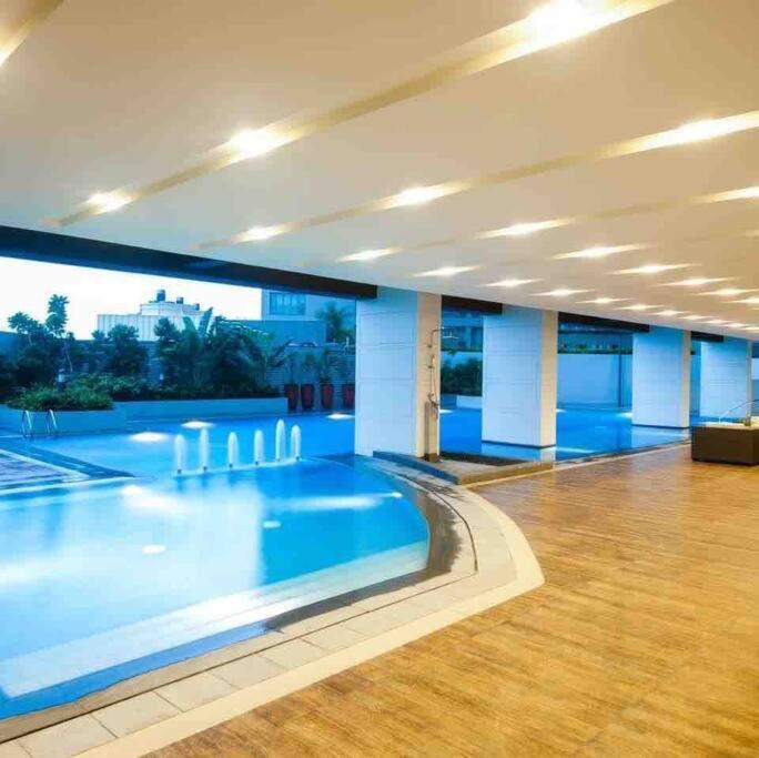 2 Bedroom Loft At Twin Oaks Place Apartment Manila