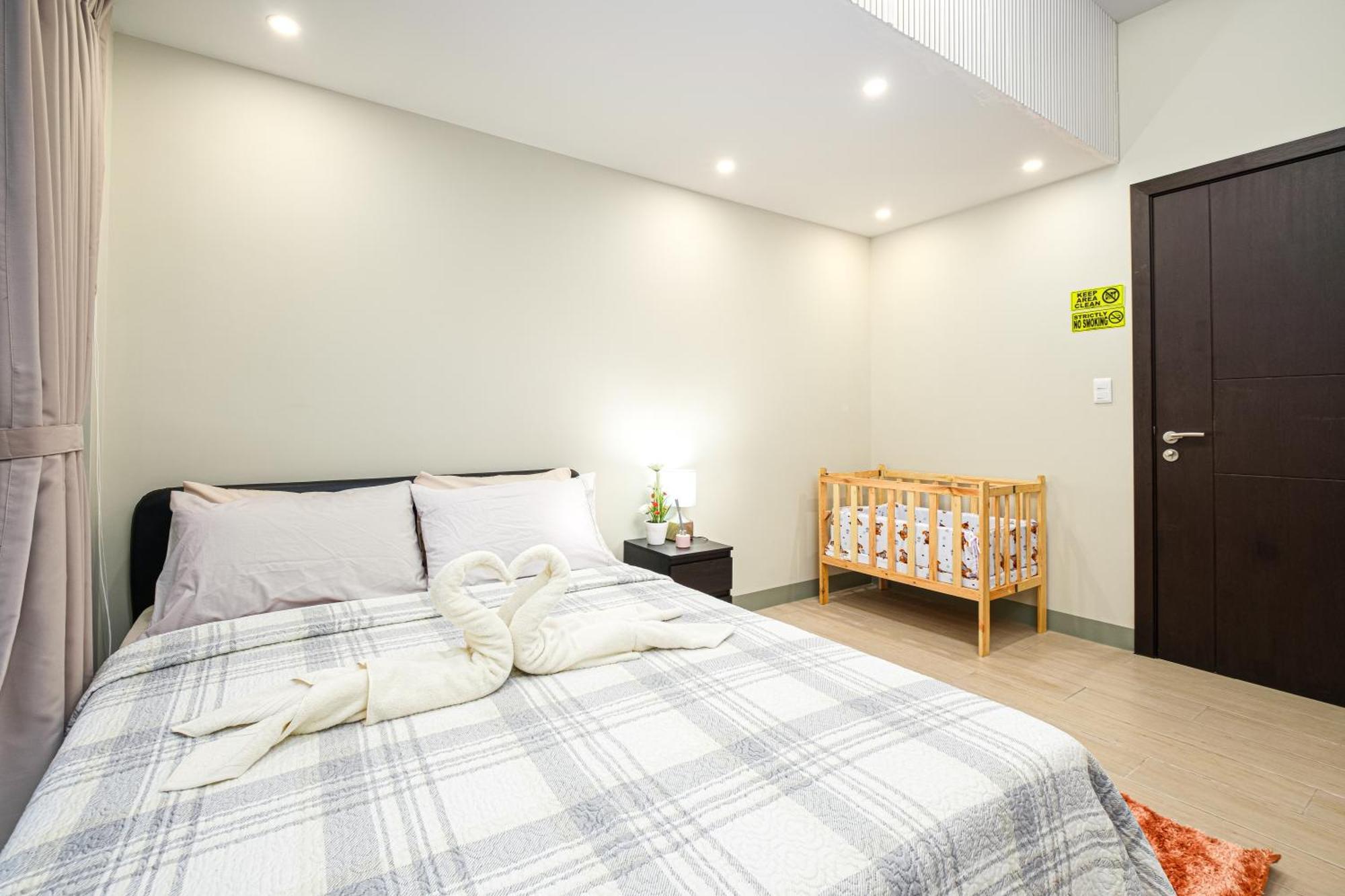 Apartment Premium 3br Uptownbgc W/ Bathtub & Balcony Manila