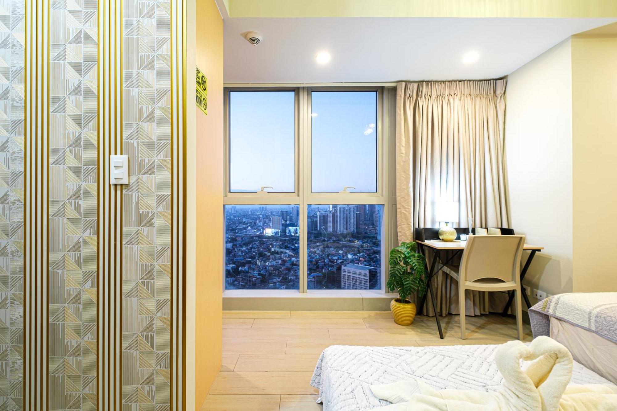 Premium 3br Uptownbgc W/ Bathtub & Balcony Apartment Manila