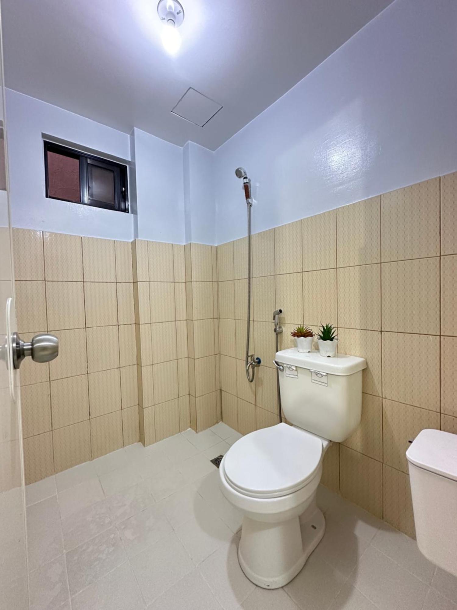 Apartment Dkat Manila