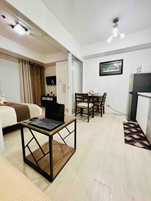 Azure Cozy Corners * Manila