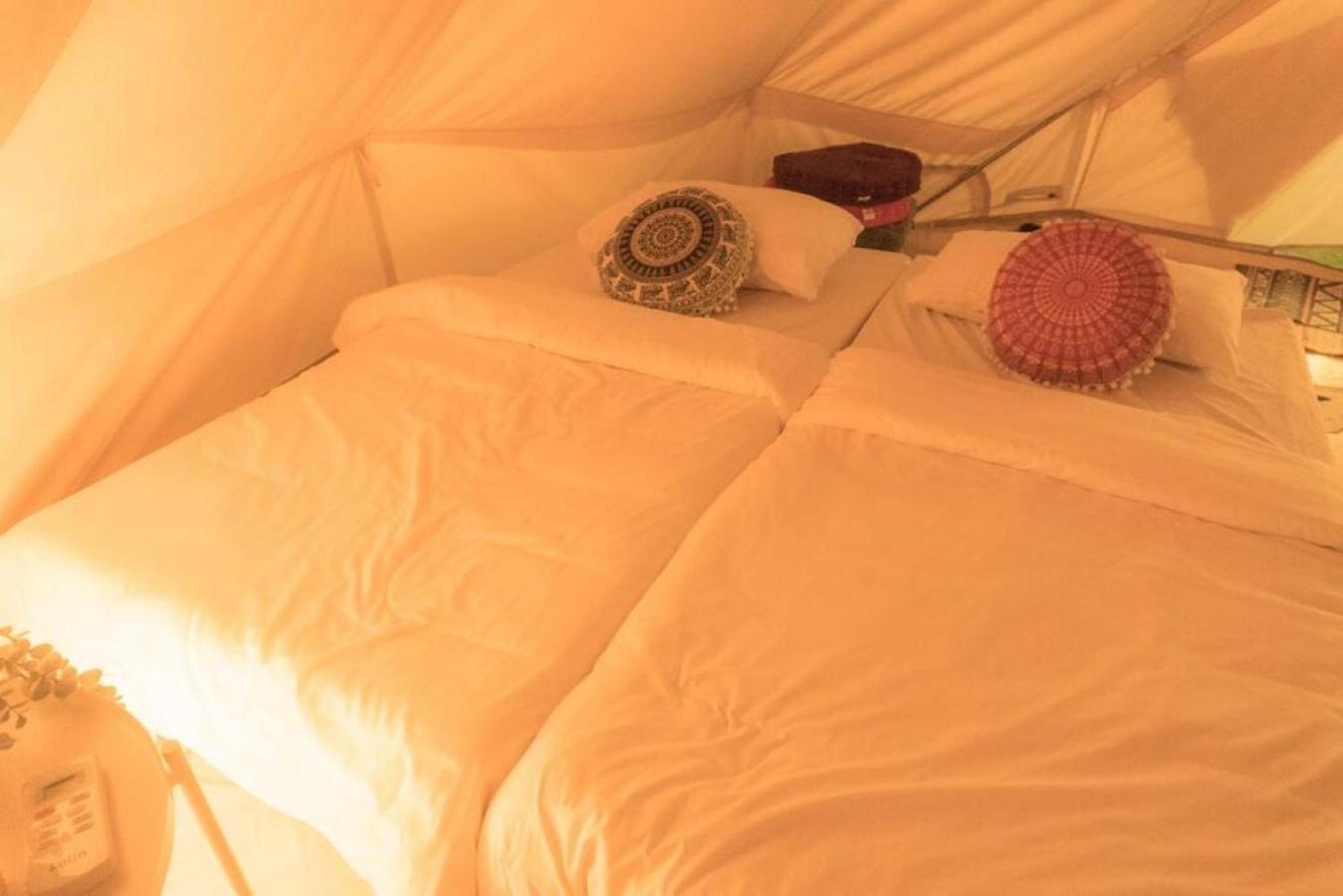 Luxury tent Maria Deck Urban Glamping *