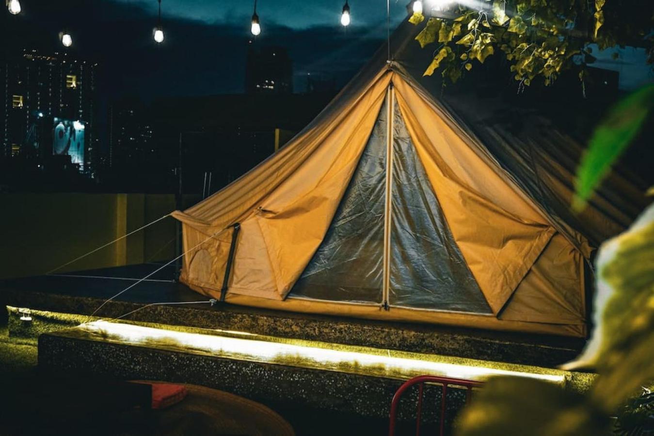 Luxury tent Maria Deck Urban Glamping