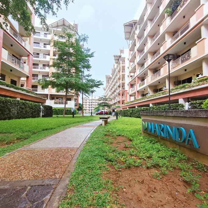 Apartment Family W/ Centralized Ac Nr Ayala Mall Feliz