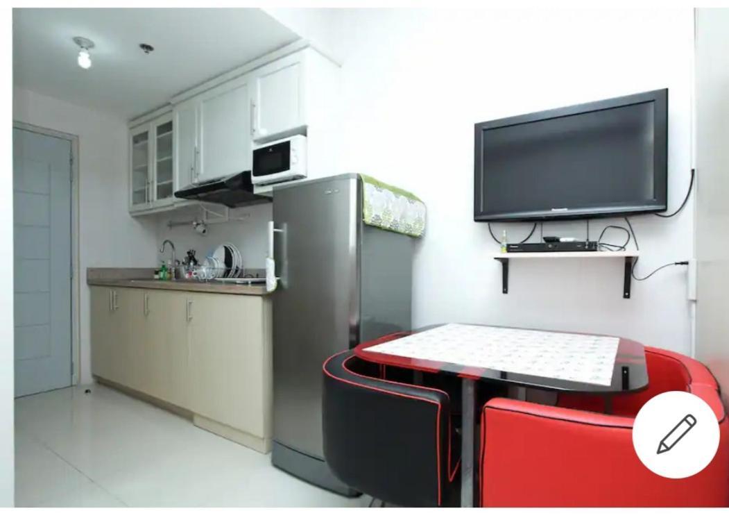 Grass Residences Furnished Besides Big Shopping Mall Manila