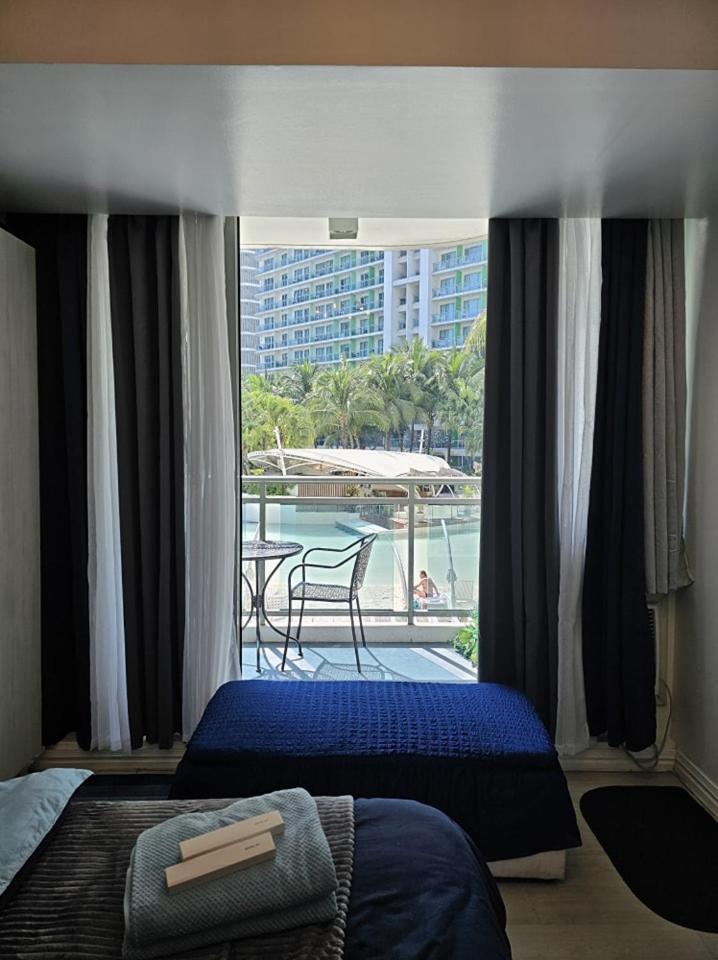 Cozy Staycation - Azure Urban Residences Apartment