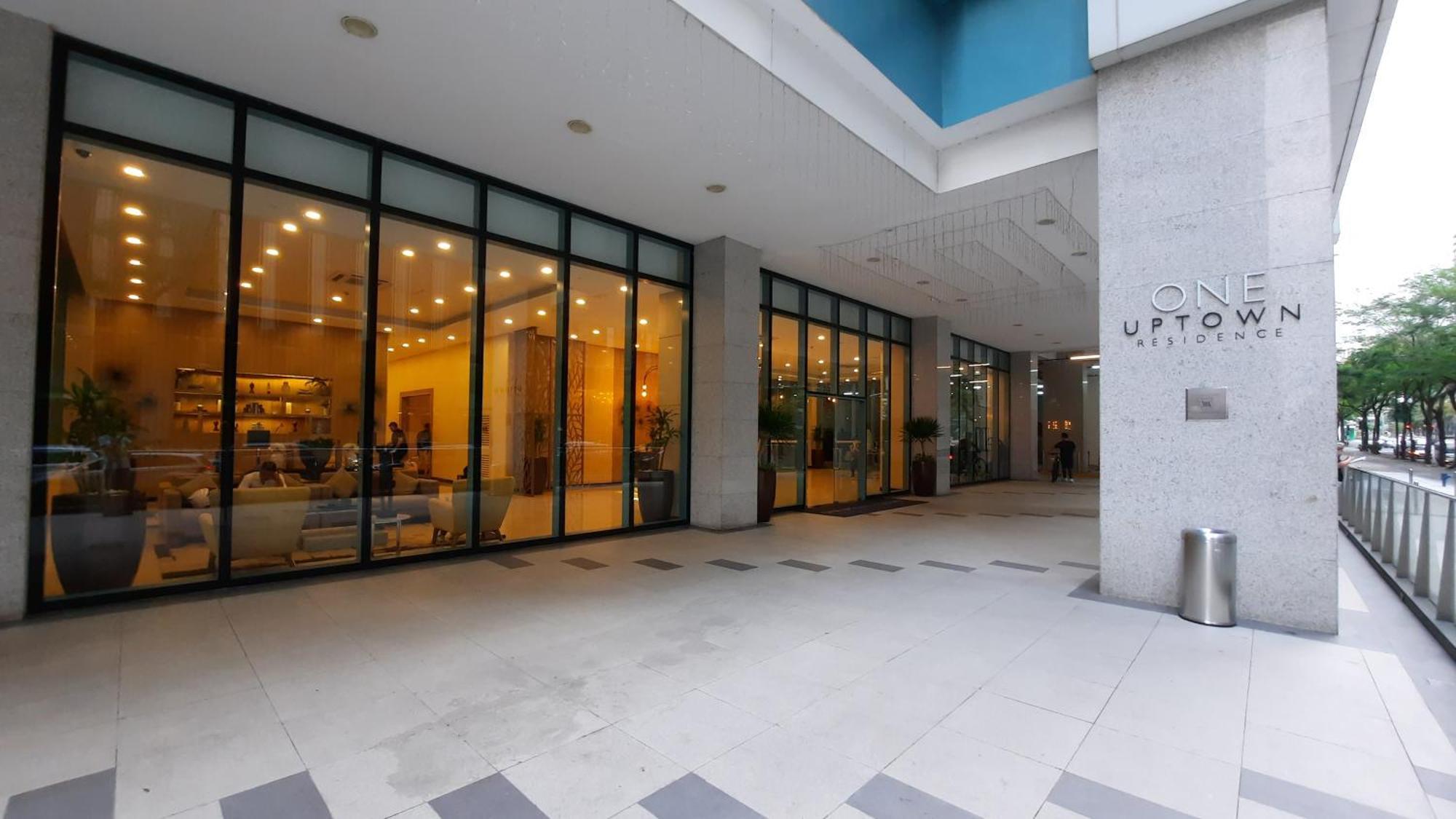 Bonifacio Global One Uptown Residence-2 Bedroom Apartment *