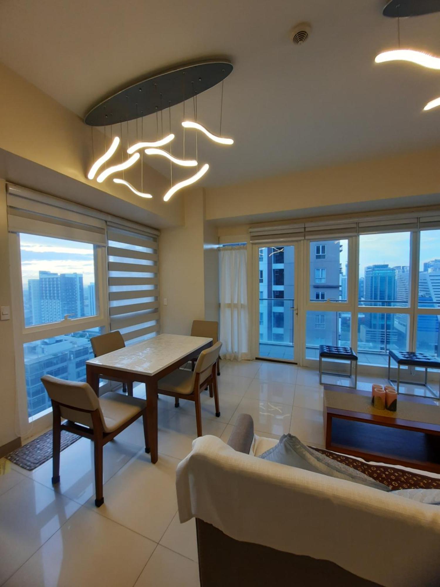 Bonifacio Global One Uptown Residence-2 Bedroom Apartment