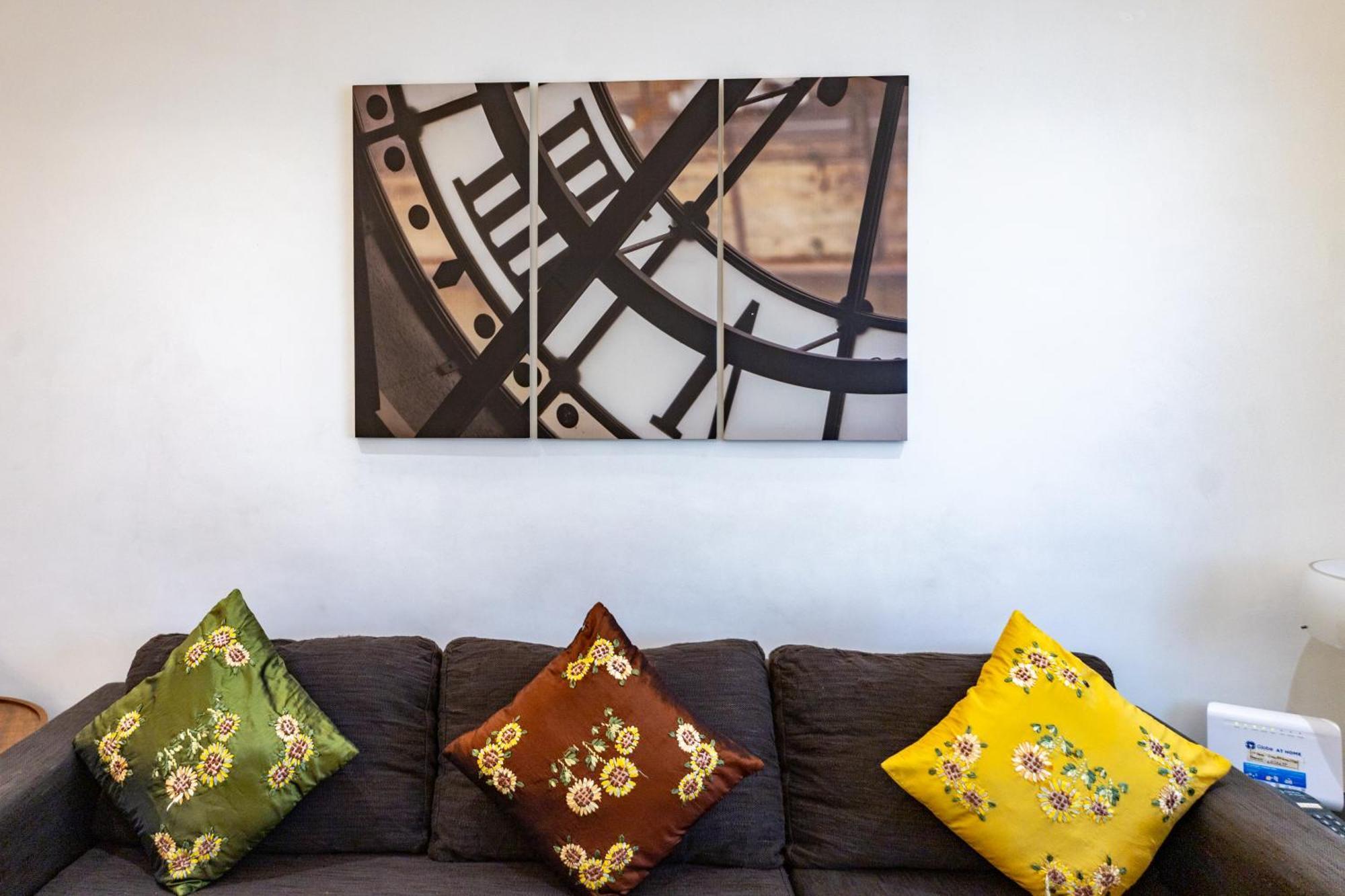 New 2br Of 86sqm With Netflix In Bgc Apartment