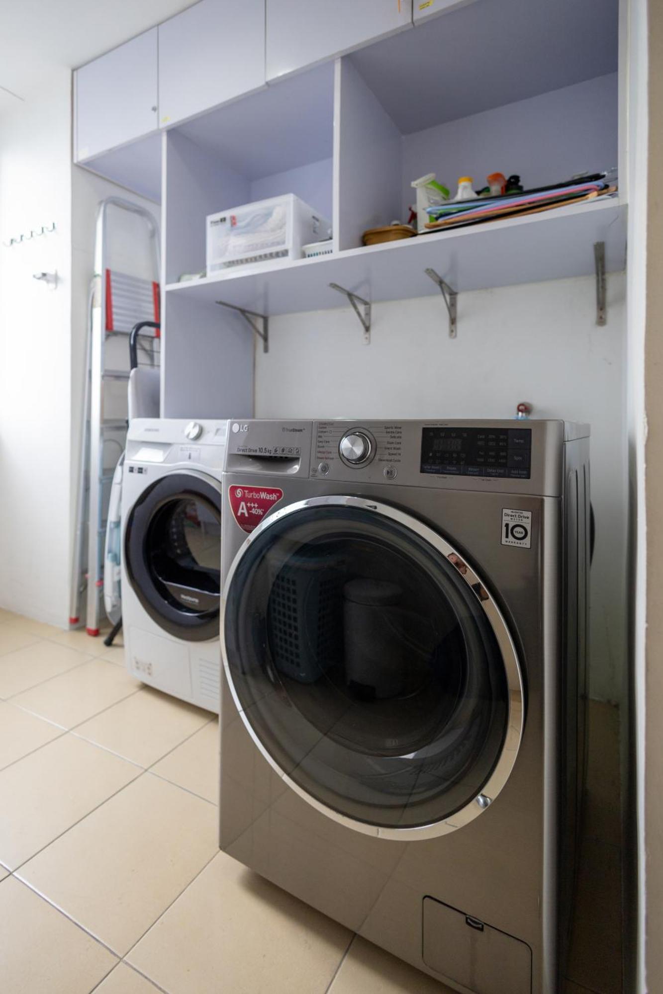 Apartment New 2br Of 86sqm With Netflix In Bgc *