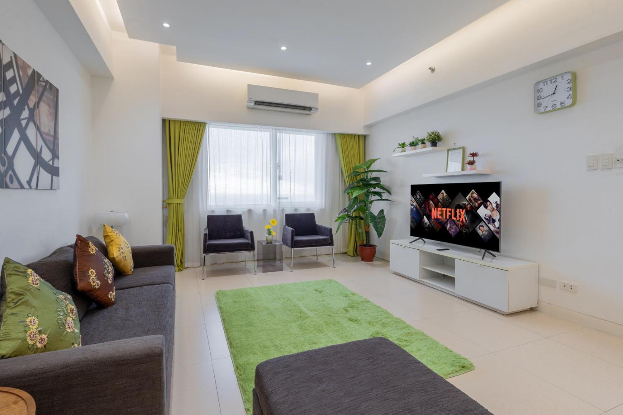New 2br Of 86sqm With Netflix In Bgc Apartment *
