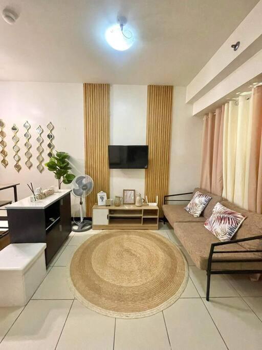 Apartment Modern Style 2br Good For 6 Packs Near Naia