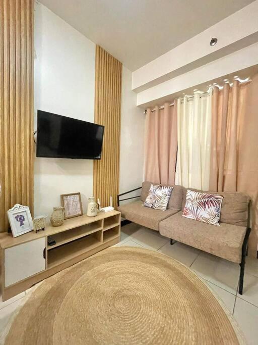 Apartment Modern Style 2br Good For 6 Packs Near Naia