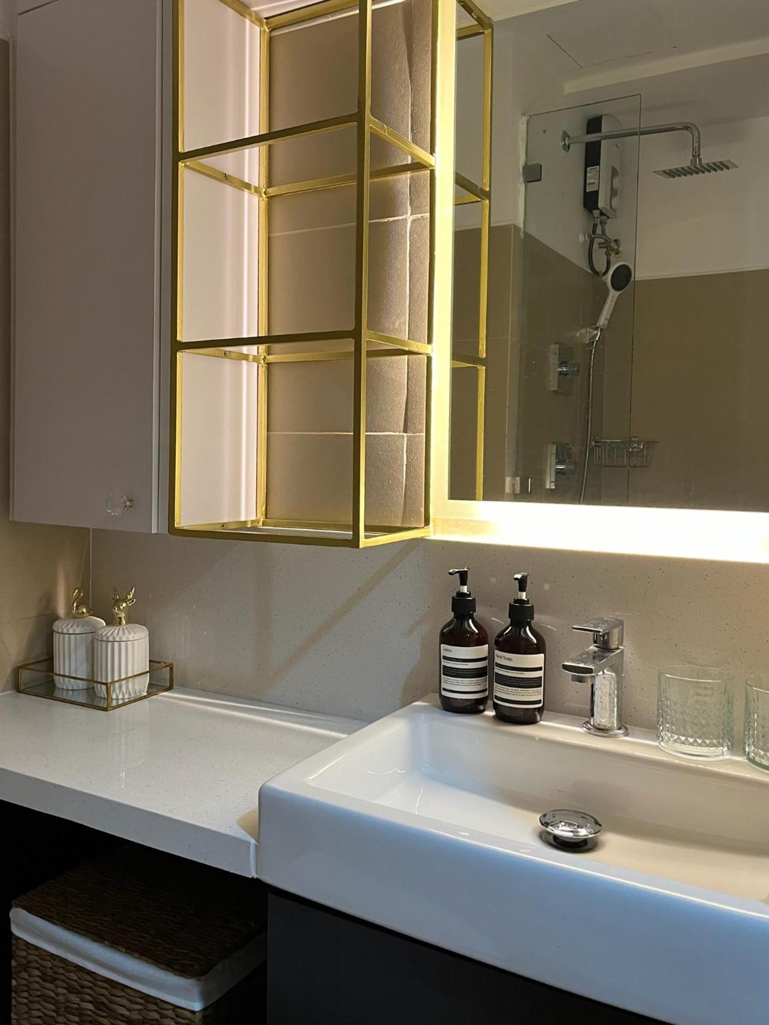 Apartment New Luxury In Mall Of And Near Airport Manila