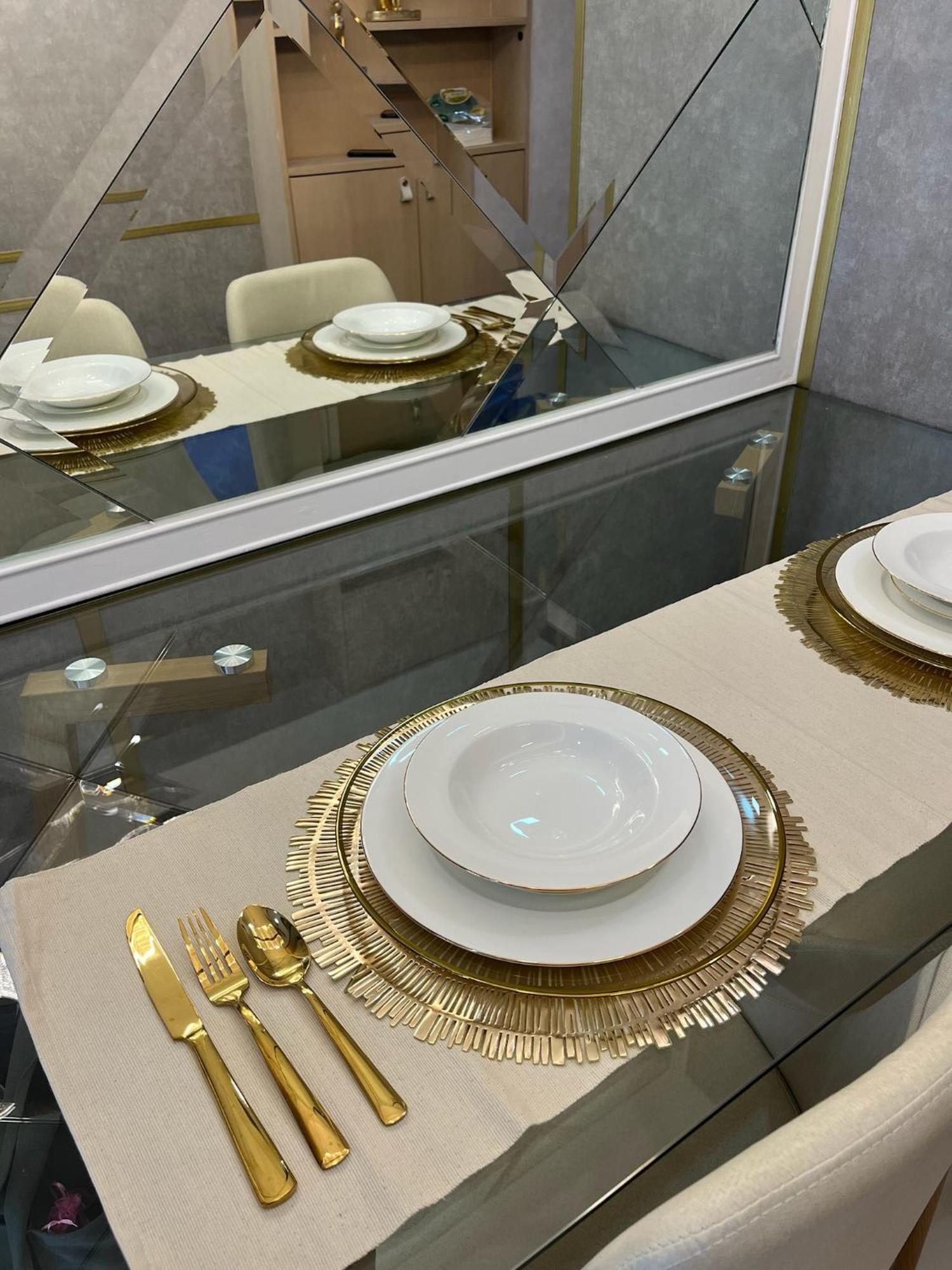 New Luxury In Mall Of And Near Airport Apartment Manila