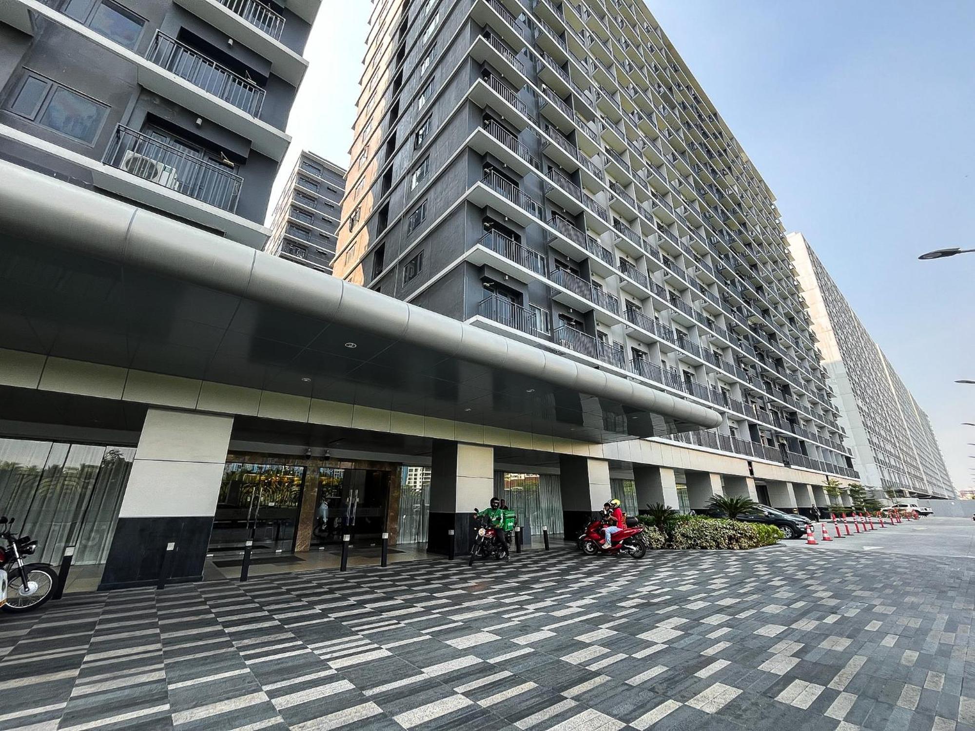 Apartment New Luxury In Mall Of And Near Airport Manila