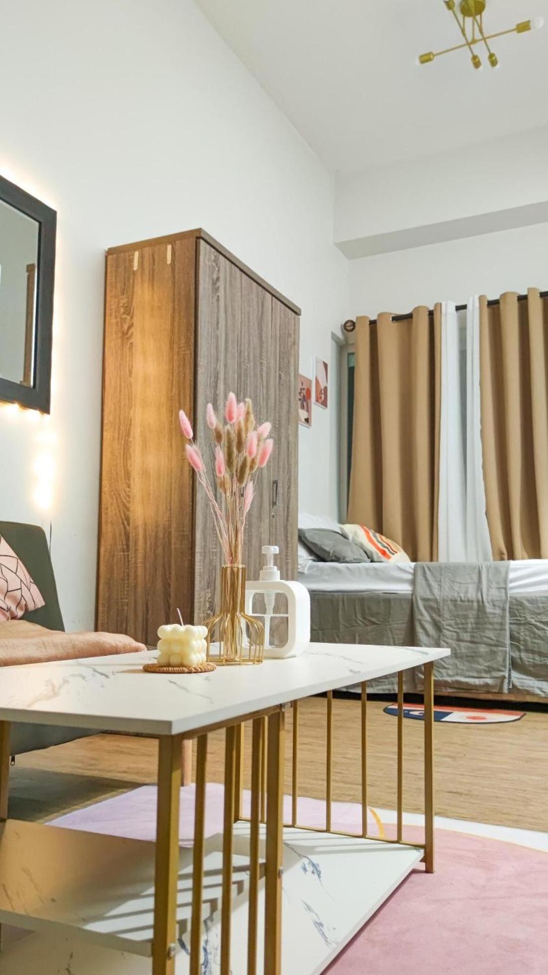 Cozy Unit With Netflix In Alabang Apartment *