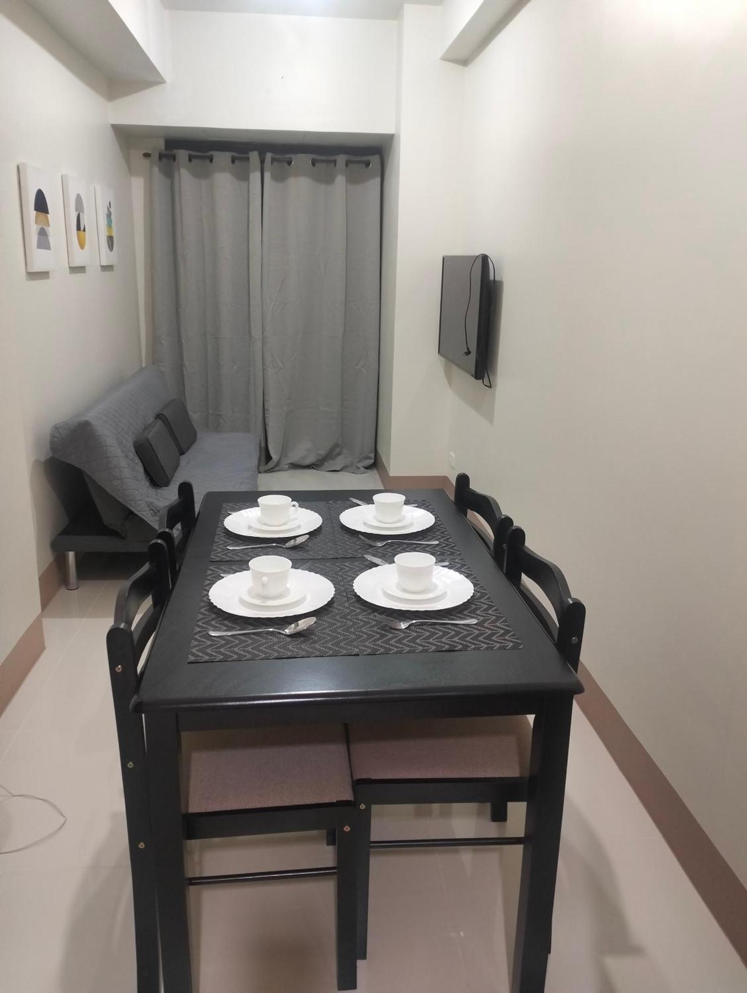 Shore 3 Residences, Tower 2 Aparthotel Manila