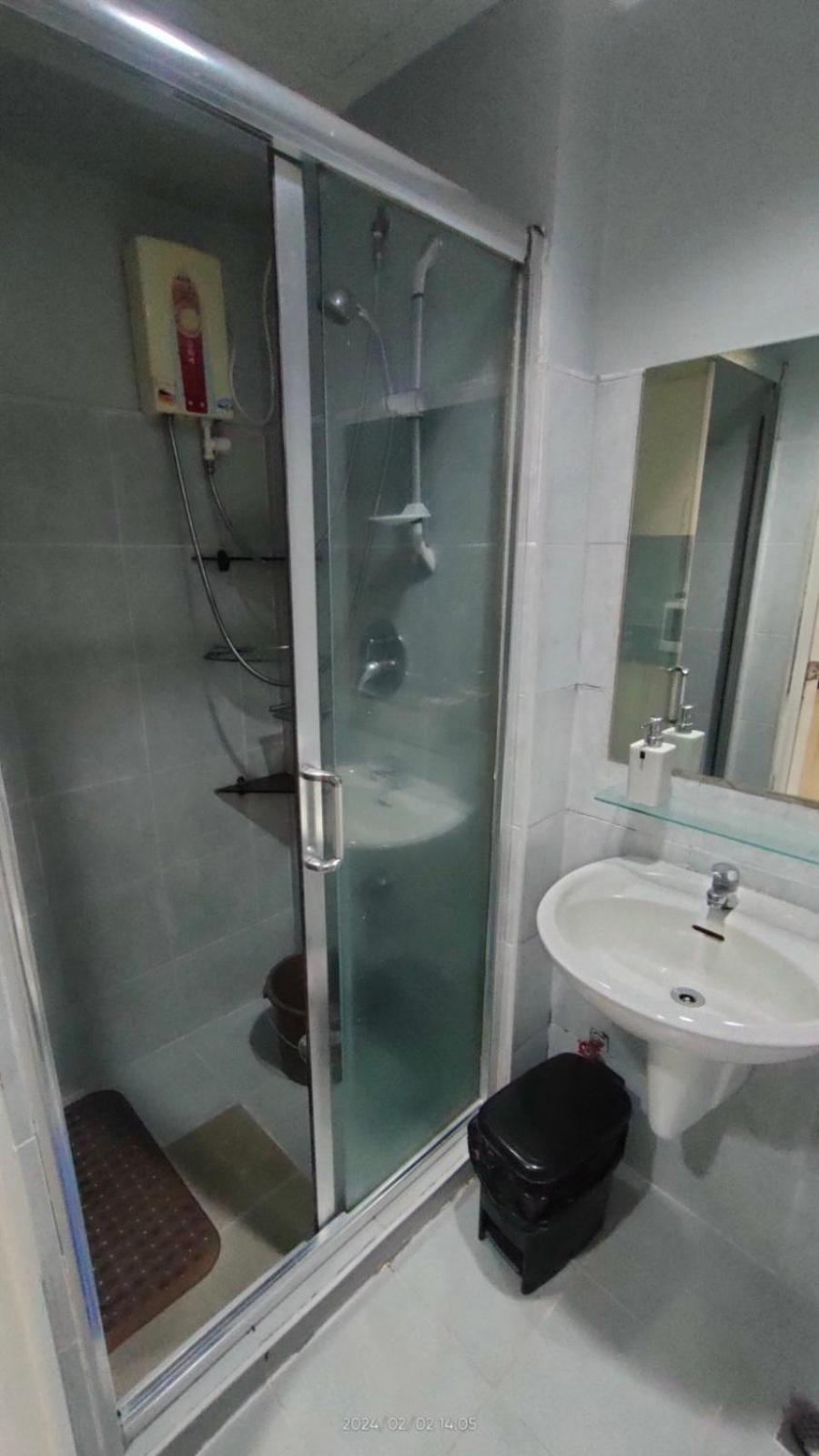 Apartment Sea Residences - Rheiyn Manila