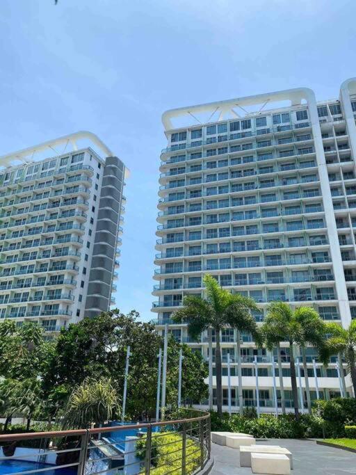 Apartment Cozy Staycation In Azure Paranaque Manila