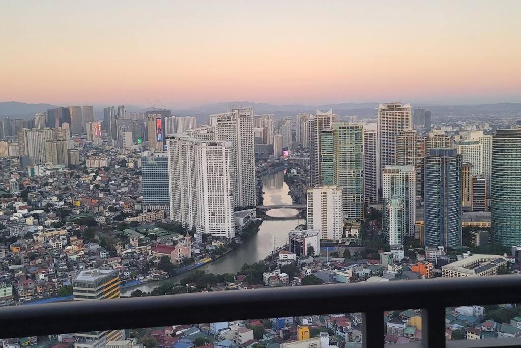 Gramercy / 55th F / Amazing View / Wi-fi / Peaceful Apartment